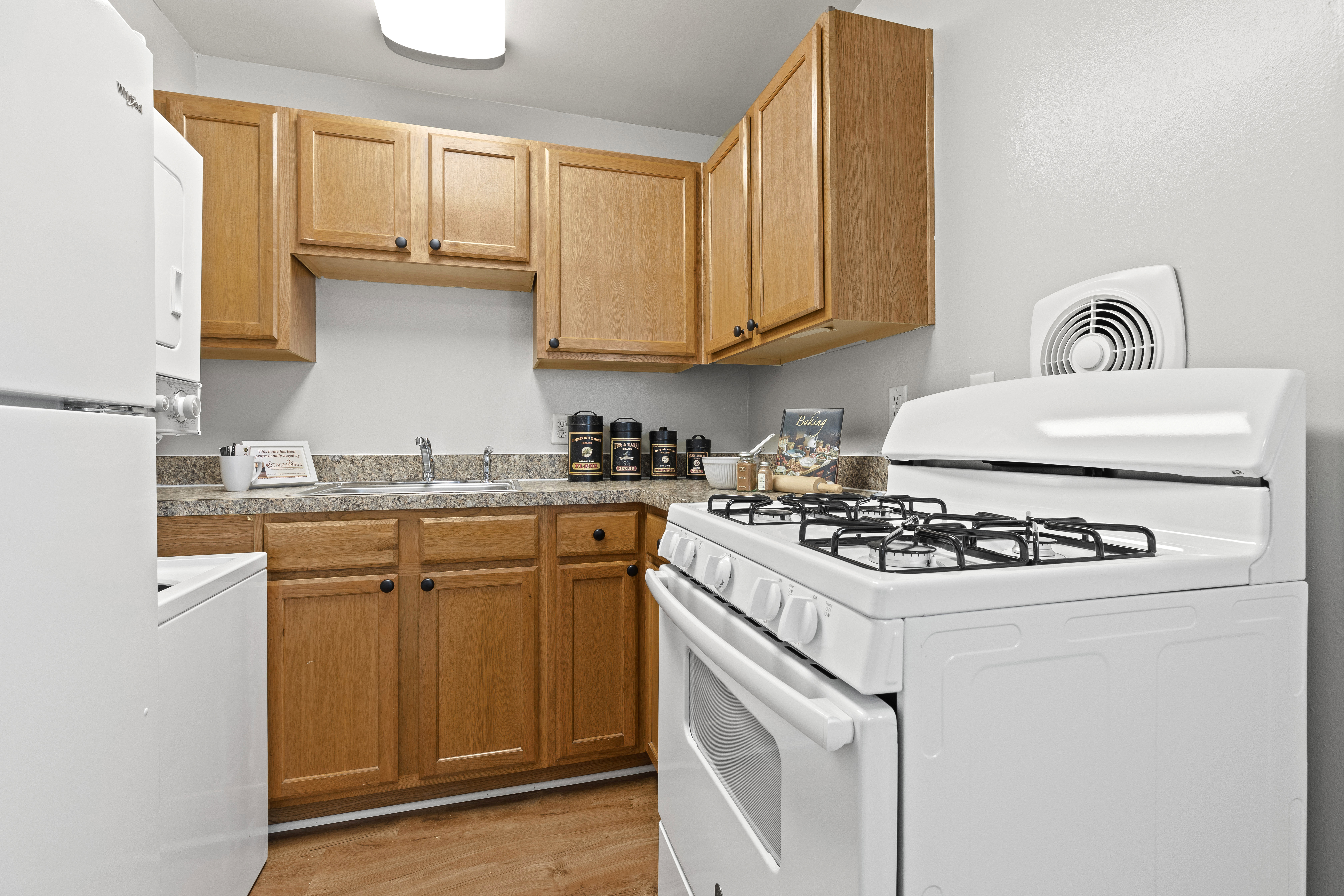 Meadow View Townhomes The Multifamily Advisory Group at Cushman & Wakefield