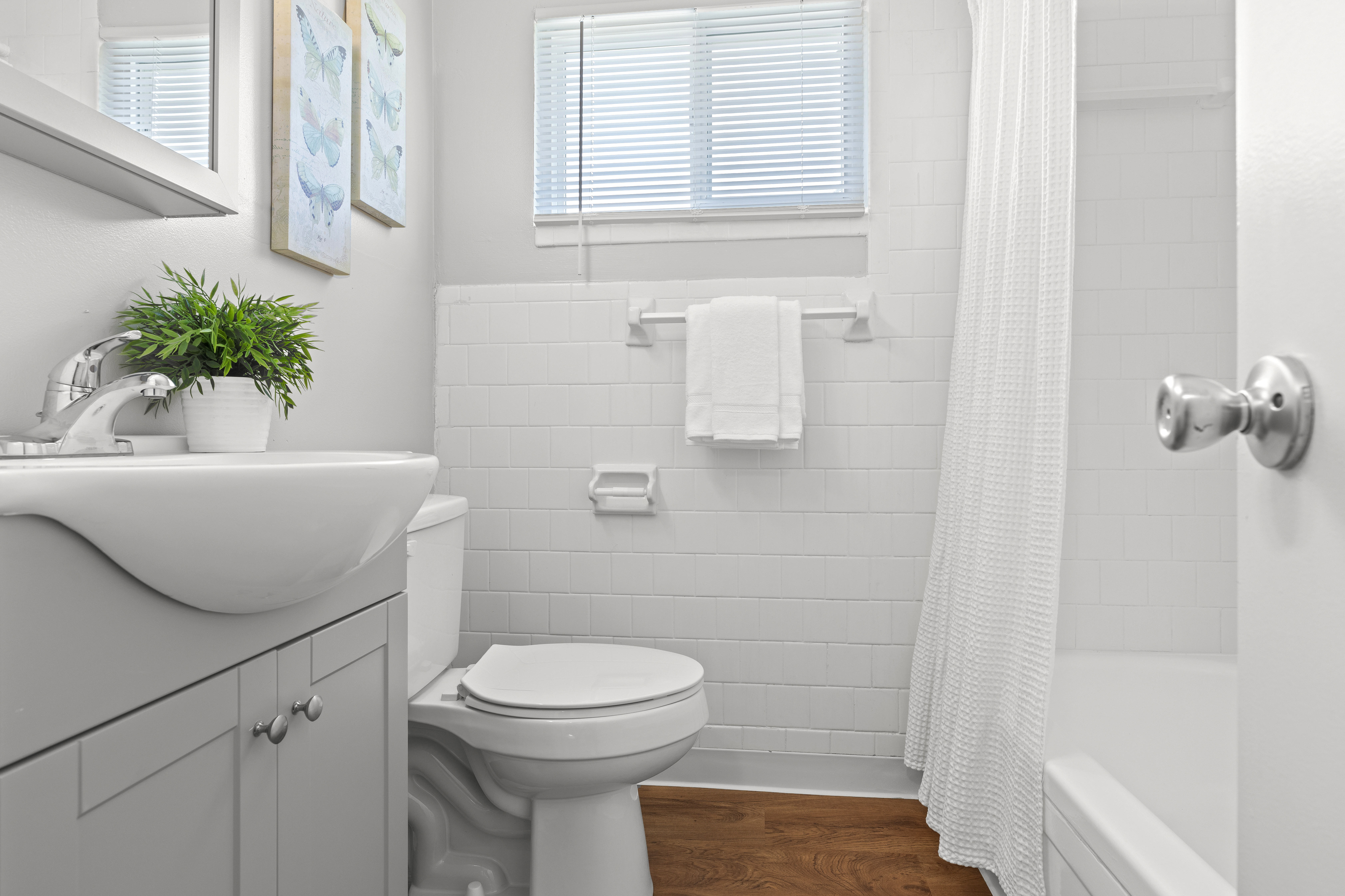 Meadow View Townhomes The Multifamily Advisory Group at Cushman & Wakefield