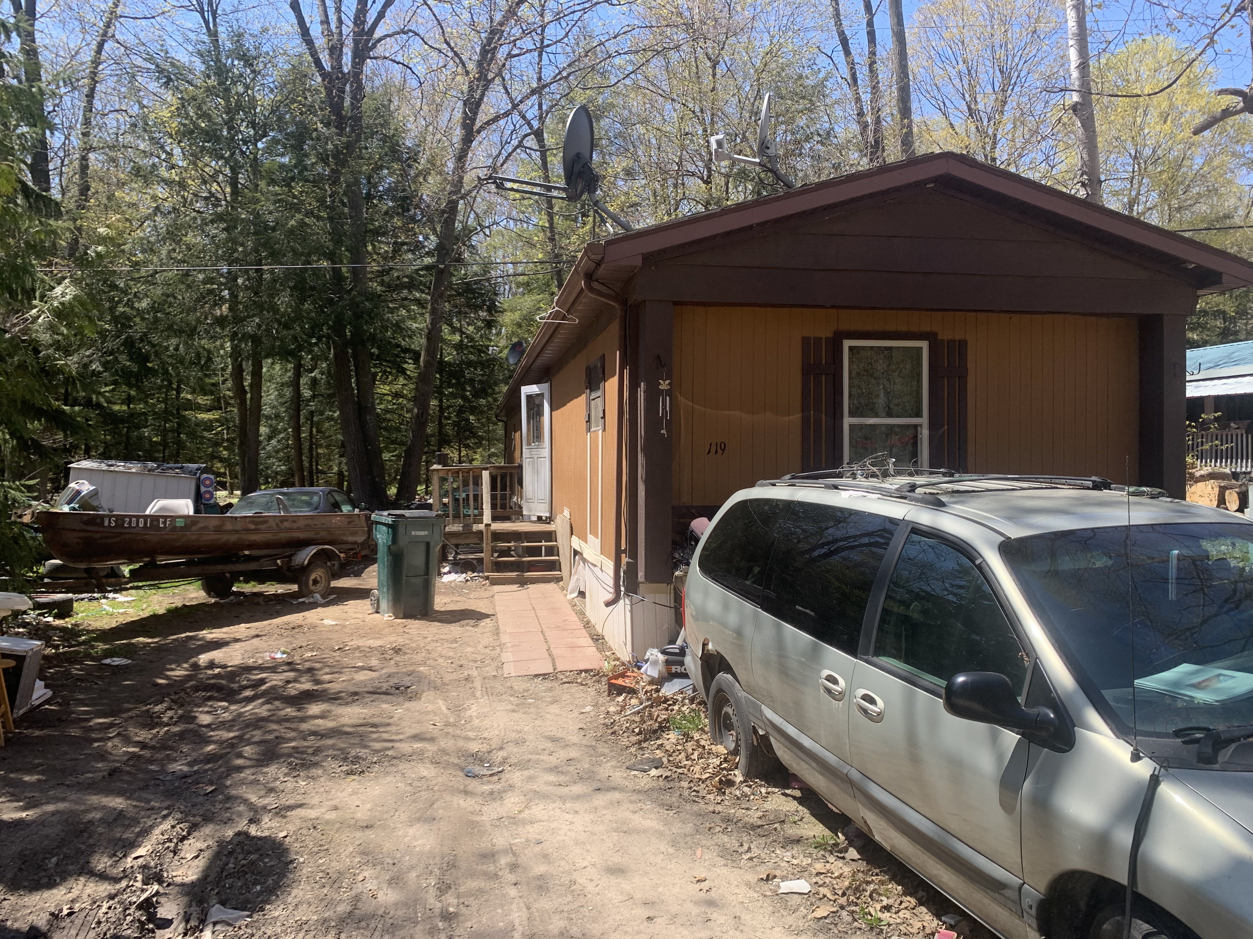 Carlton Heights The Multifamily Advisory Group at Cushman & Wakefield