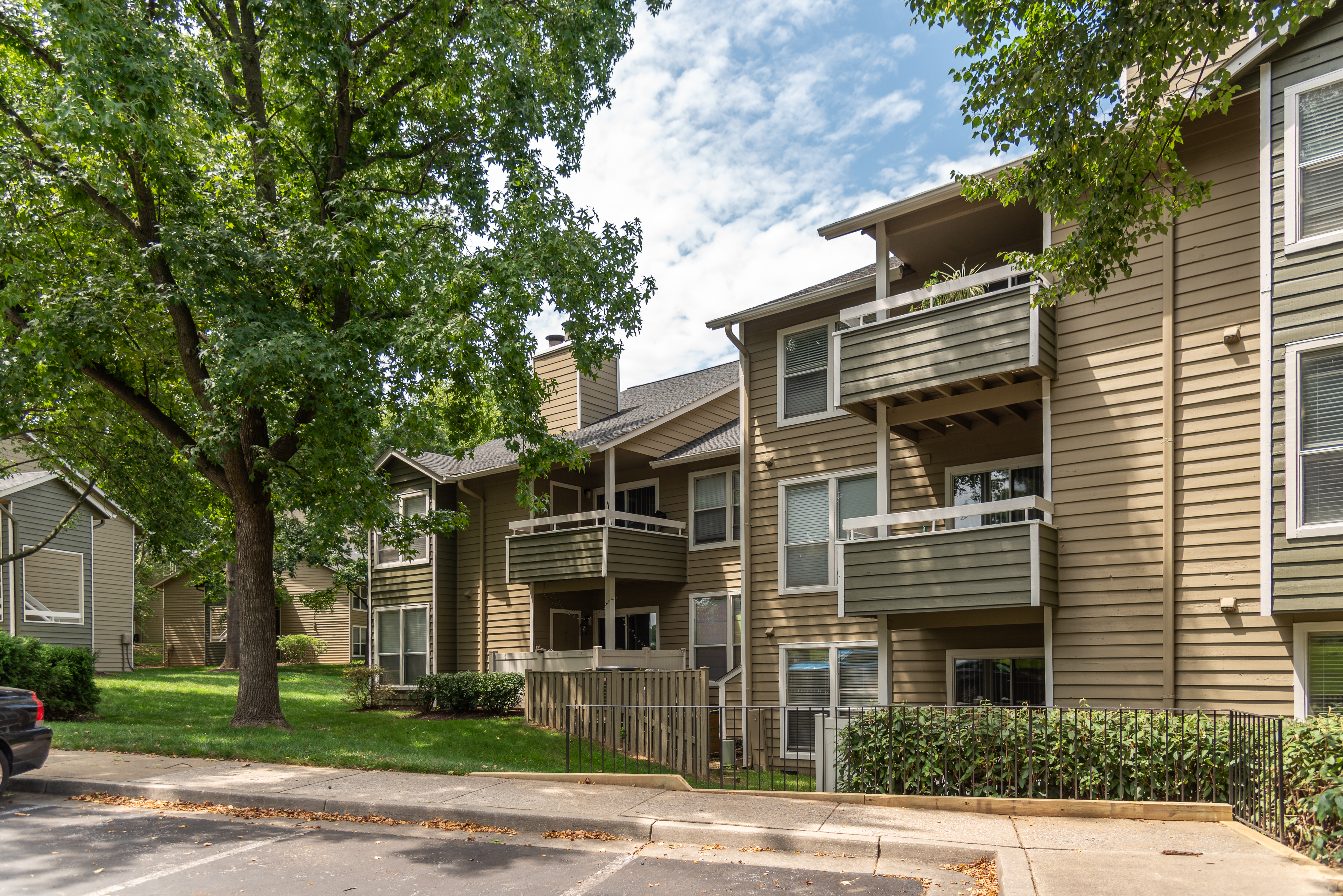 Alister Columbia Portfolio The Multifamily Advisory Group at Cushman