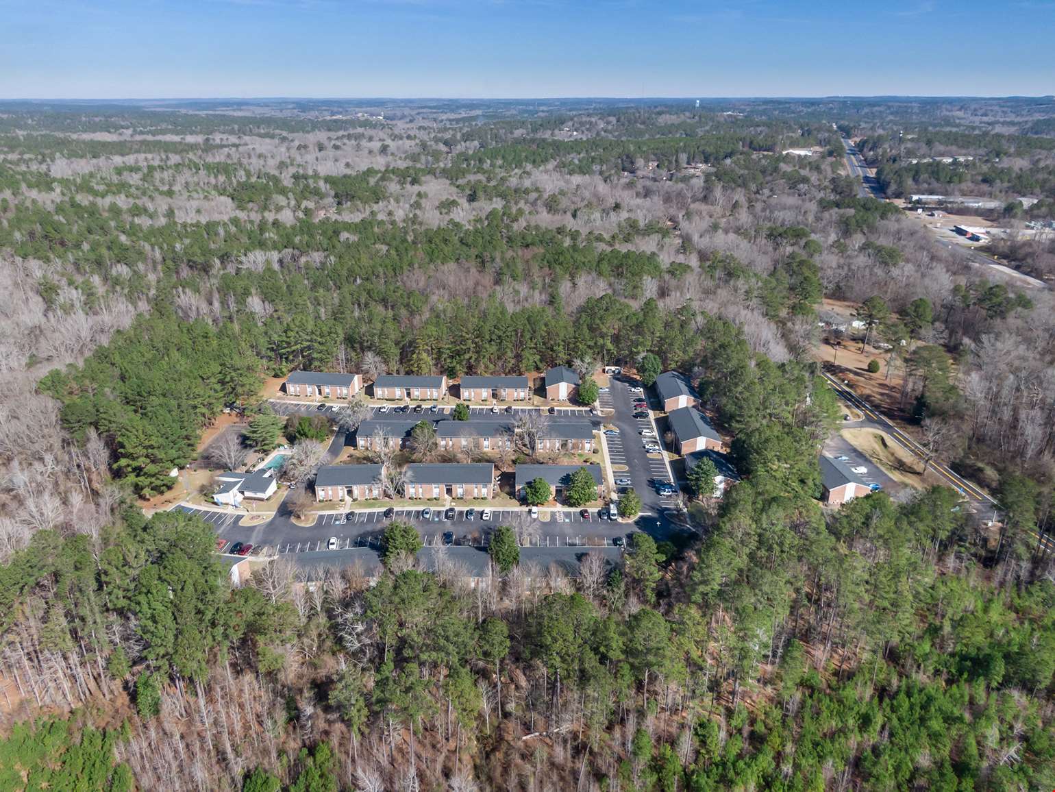 Timber Pointe - The Multifamily Advisory Group at Cushman & Wakefield